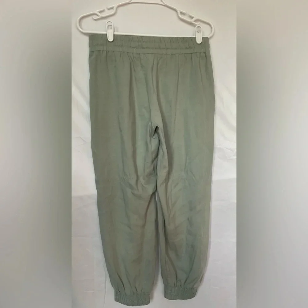 Cloth & Stone Sage Green Joggers